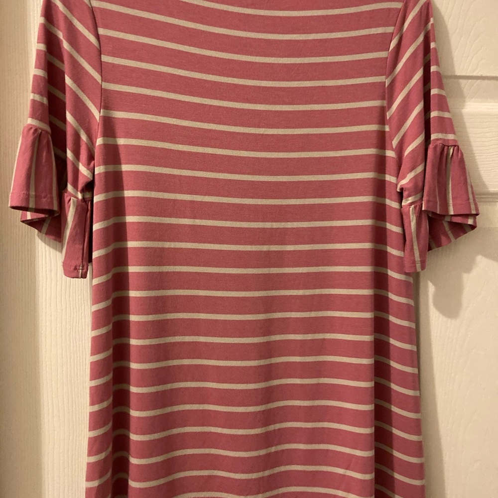 NWT Philosophy Ruffle Sleeve Tee - Picture 2 of 7